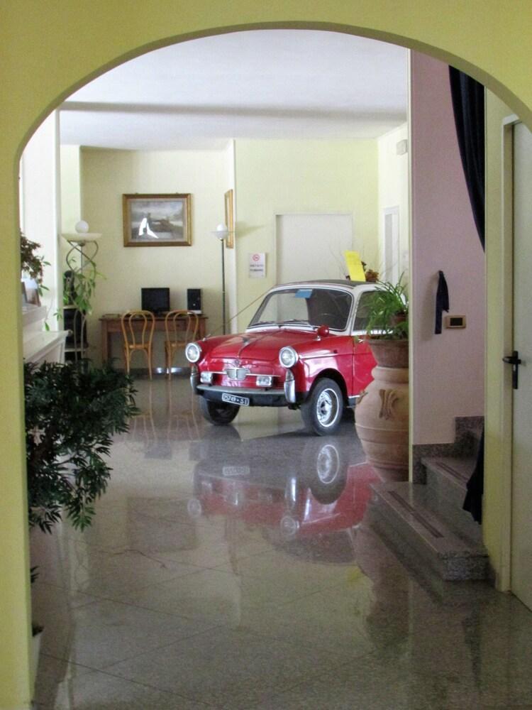 Il Grifo Hotel E Bisteccheria Toscana Montepulciano Zewnętrze zdjęcie