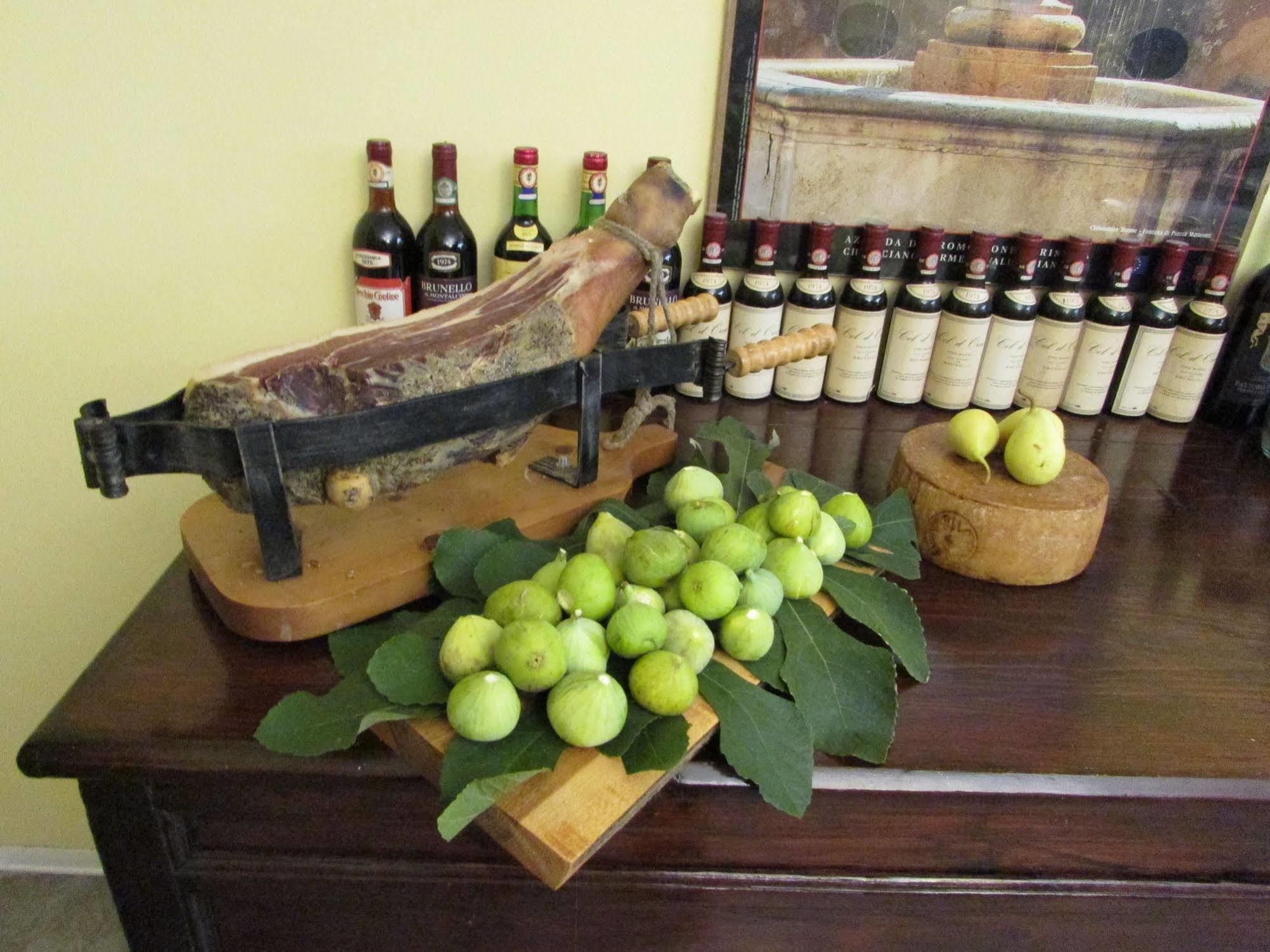 Il Grifo Hotel E Bisteccheria Toscana Montepulciano Zewnętrze zdjęcie